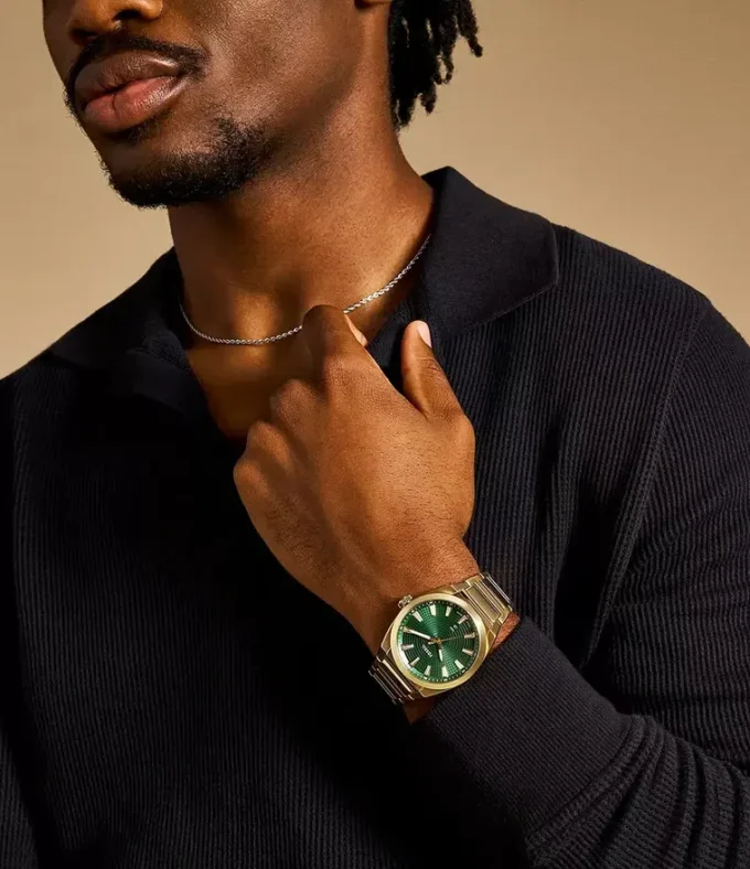 Everett Three-Hand Date Gold-Tone Stainless Steel Watch Everett Three-Hand Date Gold-Tone Stainless Steel Watch